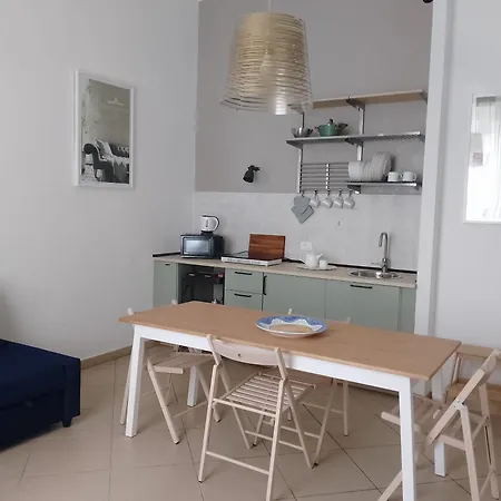 Casa Cavour شقة ليفورنو