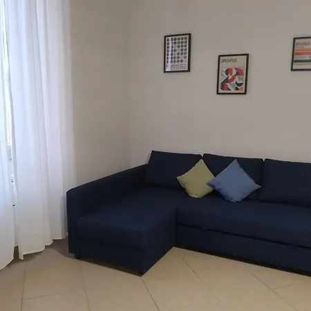 Casa Cavour ليفورنو